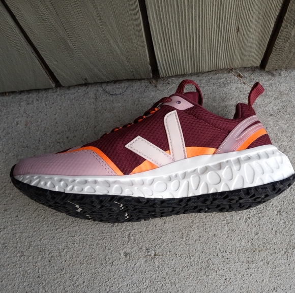 Veja Condor Performance Sneakers - Picture 8 of 14